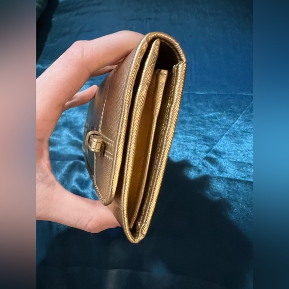 Prada Milano Gold Bow Wallet 🔥 - Picture 14 of 16